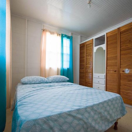 T.Cole'S Holiday Rental Saint James Extérieur photo
